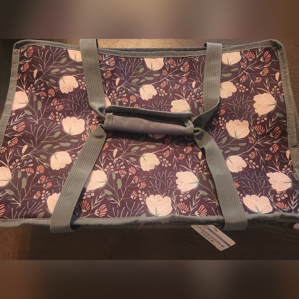 New insulated casserole tote bag
